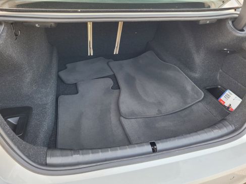 Used 2023 BMW 530i w/ Premium Package image 15