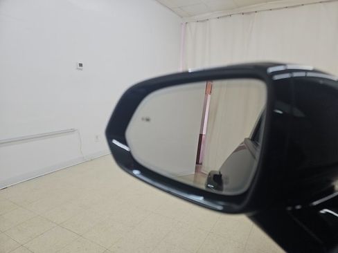 Used 2024 Chevrolet Blazer EV RS image 32