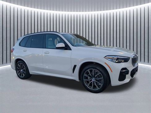 Certified 2023 BMW X5 sDrive40i w/ M Sport Package image 3