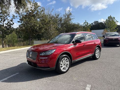 Used 2022 Lincoln Corsair FWD image 2