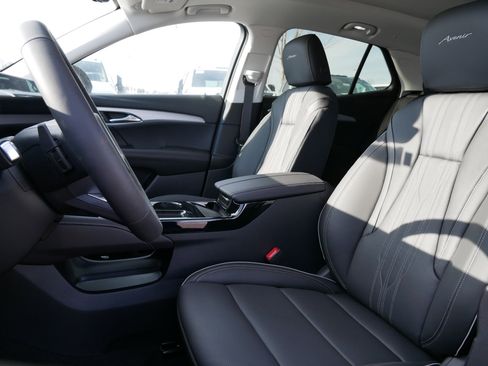 New 2026 Buick Envision Avenir image 4