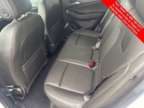 Used 2024 Buick Encore GX Sport Touring image 10