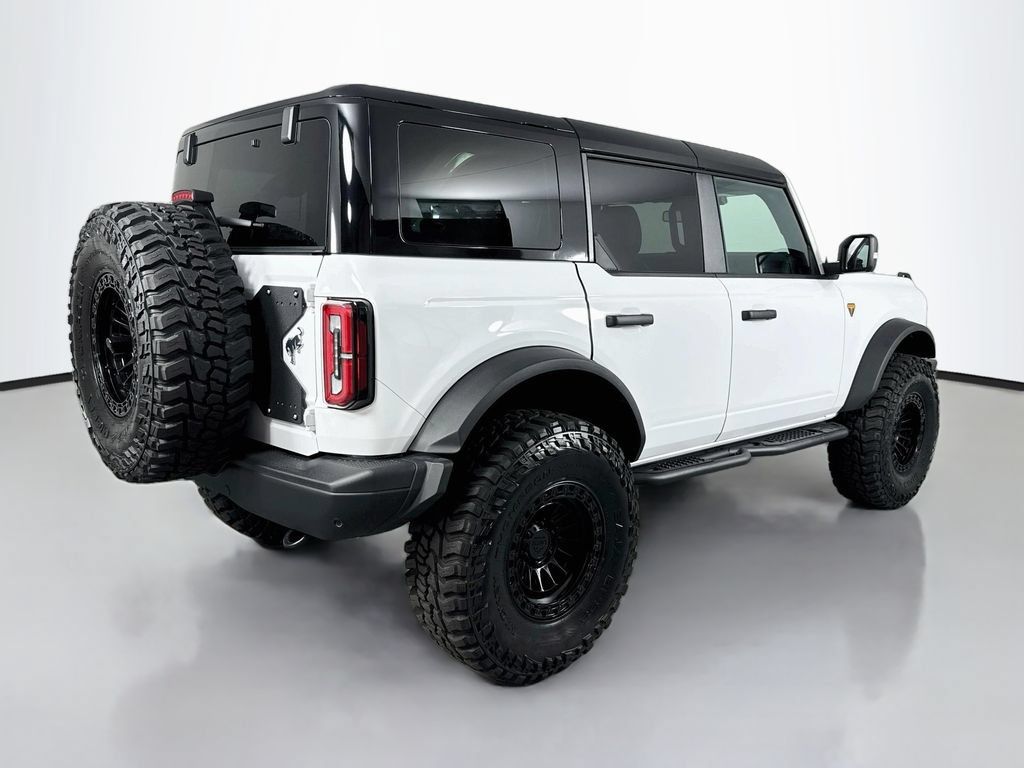 Used 2025 Ford Bronco Badlands AWD/4WD image 6