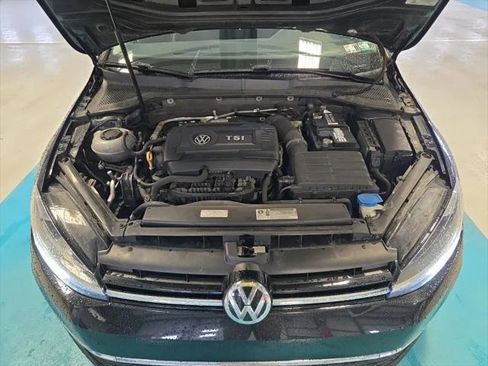 Used 2018 Volkswagen Golf SE FWD image 21