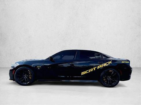 Used 2019 Dodge Charger Scat Pack w/ Daytona Edition Group image 6