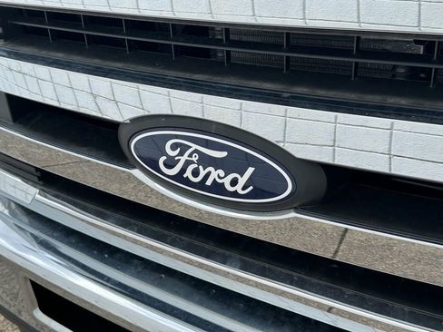 New 2027 Ford E-450 and Econoline 450 Super Duty w/ Power Equipment Group RWD image 23
