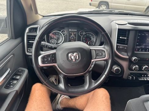 Used 2020 RAM 1500 Big Horn image 15