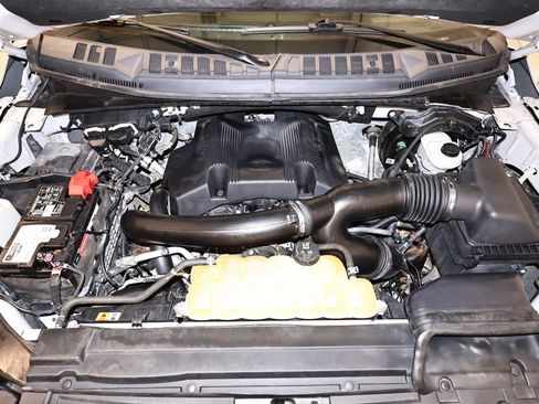 Used 2018 Ford F150 Platinum w/ Technology Package image 50