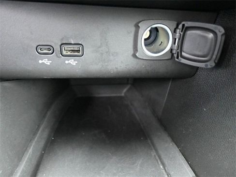 Used 2024 Buick Encore GX Sport Touring image 20