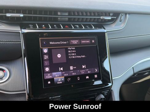 New 2025 Jeep Grand Cherokee L Laredo image 13