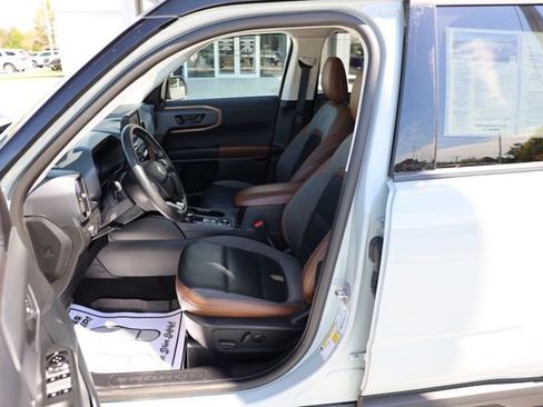 Used 2022 Ford Bronco Sport Outer Banks w/ Tech Package image 12