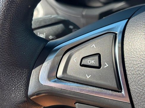 Used 2022 Ford Edge SEL w/ Convenience Package image 17