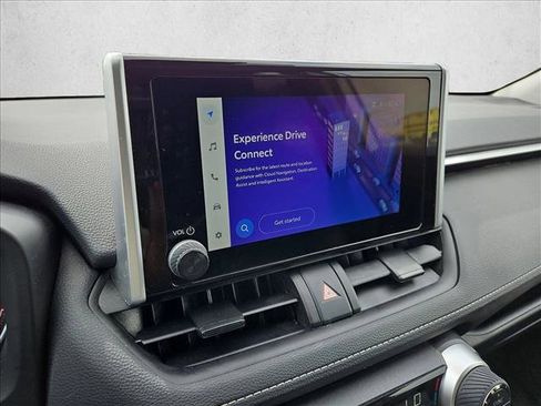 Used 2025 Toyota RAV4 XLE image 13