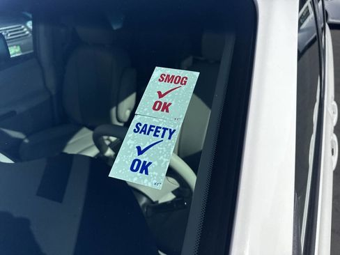 Used 2014 Toyota Sienna LE FWD image 10