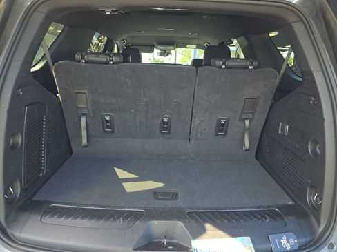 Used 2025 Chevrolet Tahoe LT image 17