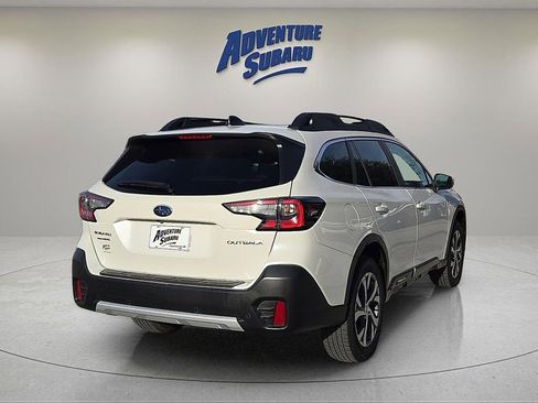 Used 2021 Subaru Outback Limited image 6
