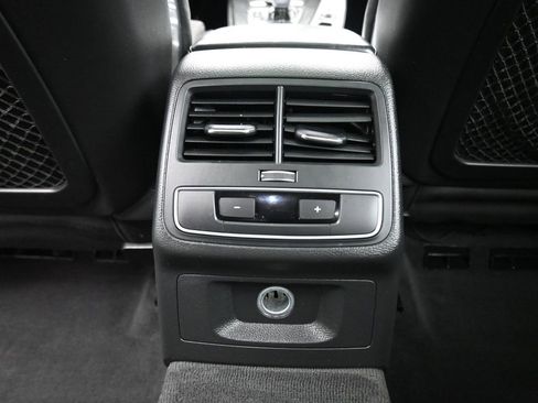 Used 2018 Audi S4 Prestige w/ Prestige Package image 38