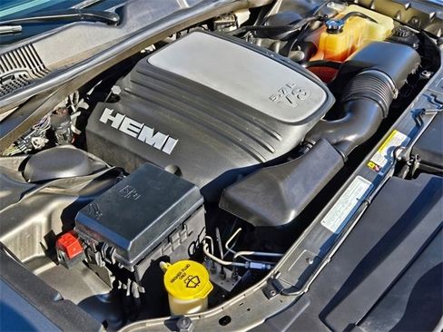 Used 2009 Dodge Challenger R/T image 25