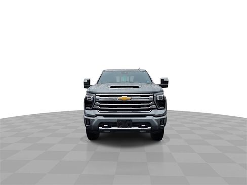 Certified 2024 Chevrolet Silverado 2500 High Country w/ Technology Package image 3