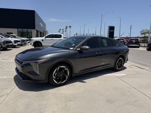 Used 2025 Kia K4 EX FWD image 8