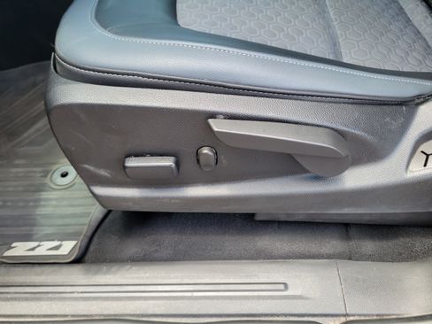 Used 2019 Chevrolet Colorado Z71 RWD image 26