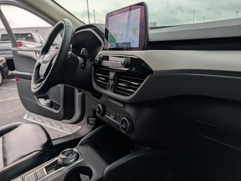 Used 2020 Ford Escape SEL AWD/4WD image 24