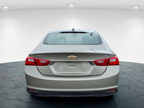 Used 2024 Chevrolet Malibu LT image 4