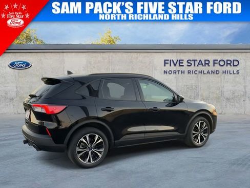 Used 2022 Ford Escape SEL w/ SEL Stealth AWD Package image 9