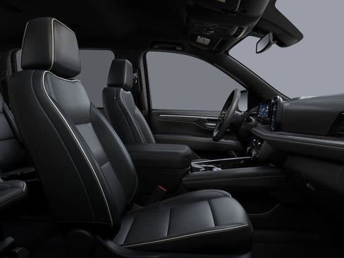 New 2025 Chevrolet Suburban Premier image 33