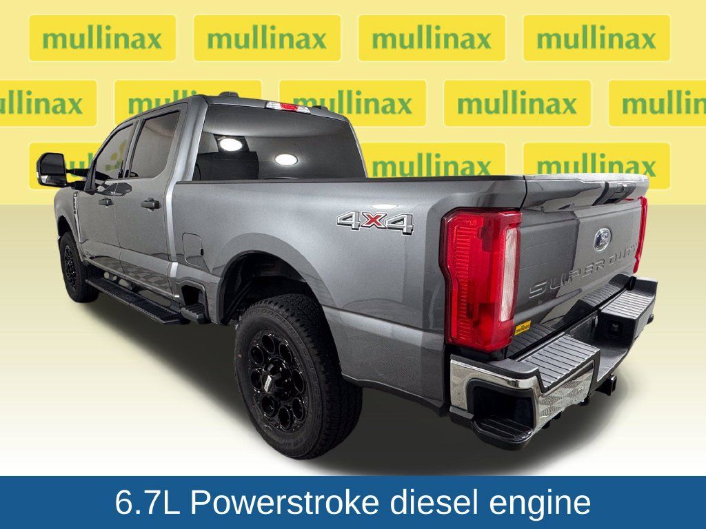 Used 2024 Ford F250 XLT AWD/4WD image 8