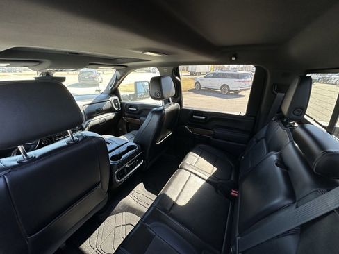 Used 2021 Chevrolet Silverado 3500 High Country image 15