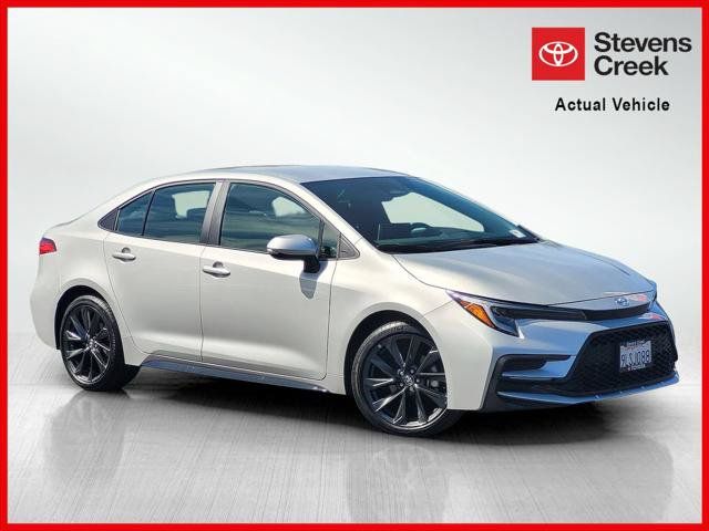 Certified 2026 Toyota Corolla SE w/ SE Package FWD image 1