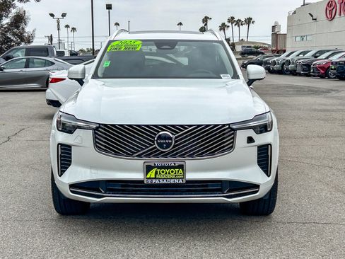 Used 2025 Volvo XC90 B6 Plus AWD/4WD image 2