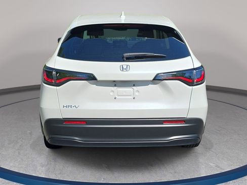 New 2026 Honda HR-V LX image 6
