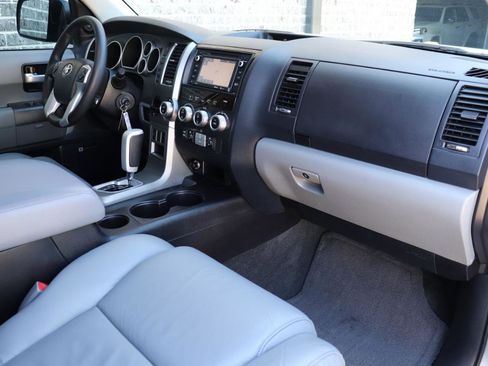 Used 2016 Toyota Sequoia Limited image 25