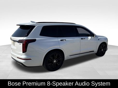 Used 2021 Cadillac XT6 Premium Luxury FWD image 3