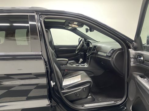 Used 2021 Jeep Grand Cherokee Overland image 26