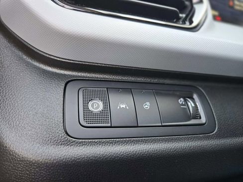 New 2027 Chevrolet Bolt LT w/ Comfort Package FWD image 22