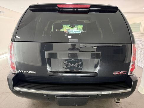 Used 2013 GMC Yukon Denali AWD/4WD image 32