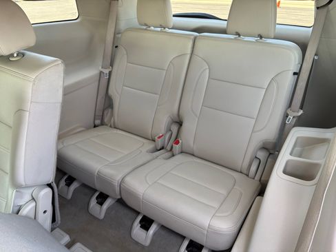 Used 2023 GMC Acadia Denali image 21