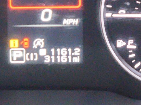 Used 2024 Subaru Crosstrek 2.0i Premium image 19