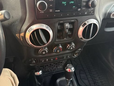 Used 2013 Jeep Wrangler Unlimited Sport AWD/4WD image 14