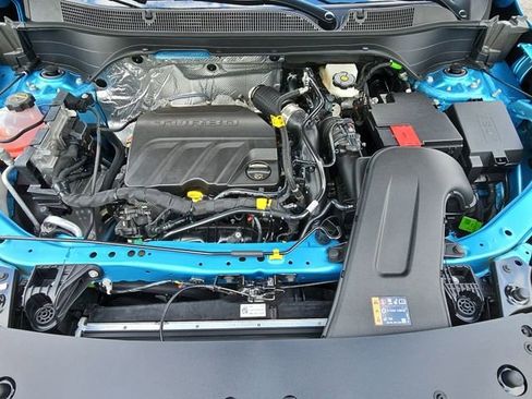 New 2026 Chevrolet Trax RS FWD image 32