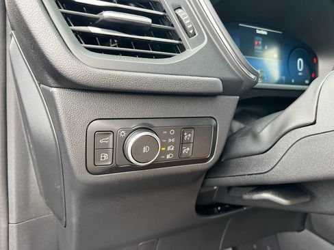 New 2026 Ford Escape SE w/ PHEV Premium Package FWD image 35