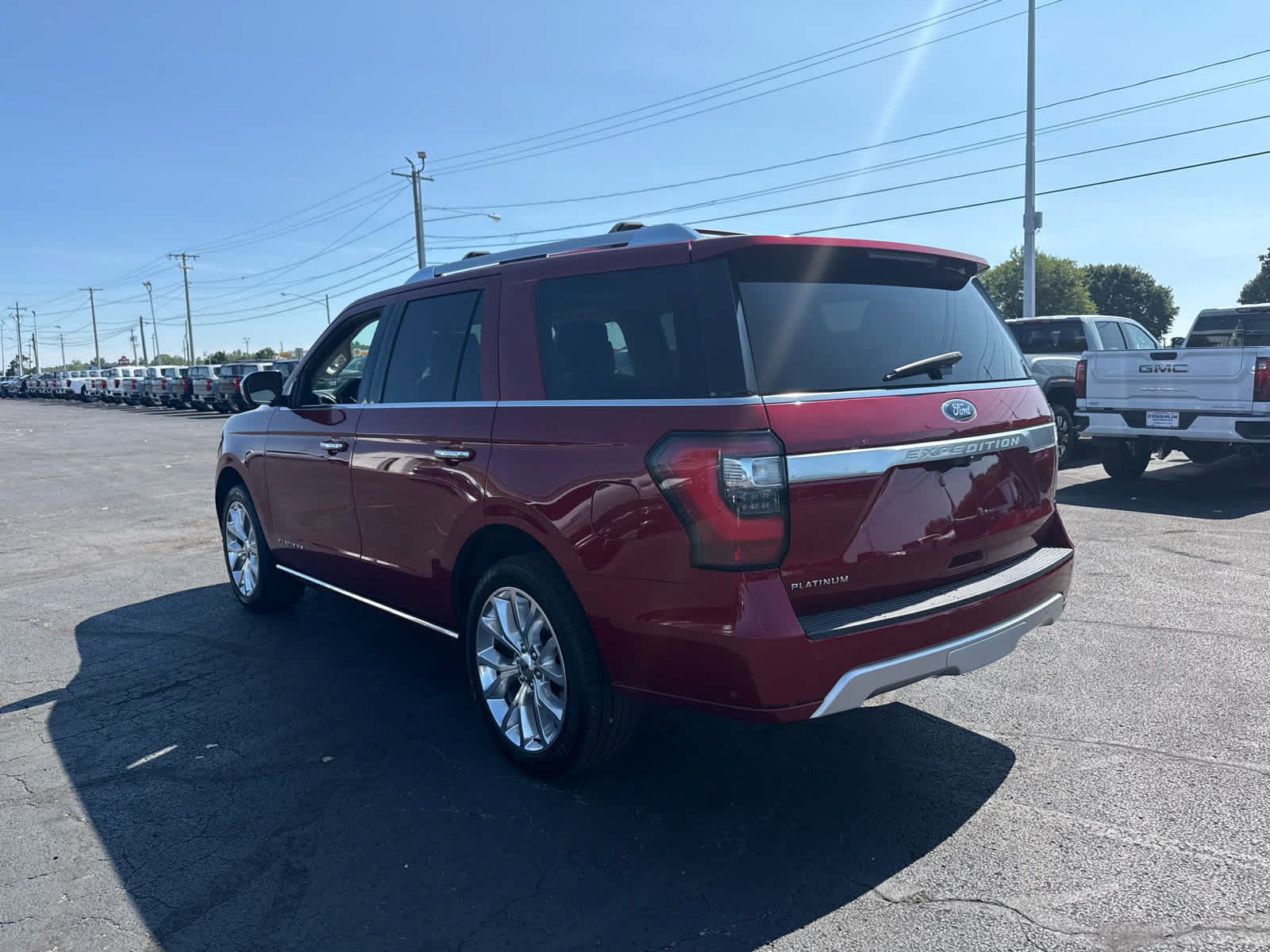 Used 2019 Ford Expedition Platinum AWD/4WD image 3