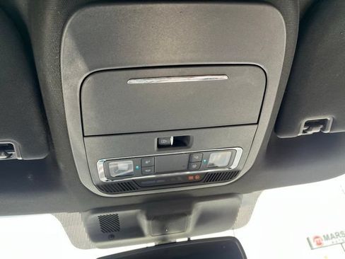 Used 2024 Ford F350 Lariat w/ Chrome Package AWD/4WD image 34