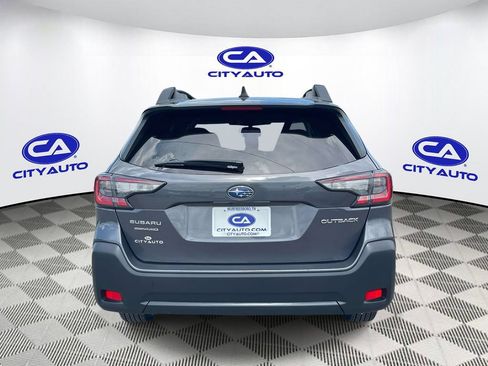 Used 2023 Subaru Outback Premium AWD/4WD image 5