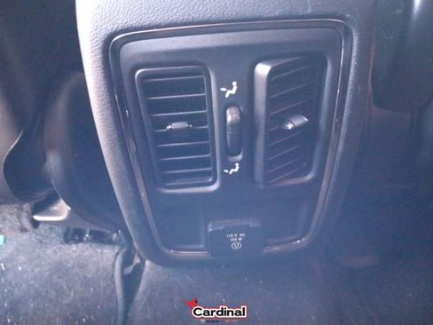 Used 2018 Jeep Grand Cherokee Altitude image 23