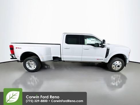 New 2025 Ford F450 Platinum w/ FX4 Off-Road Package image 8