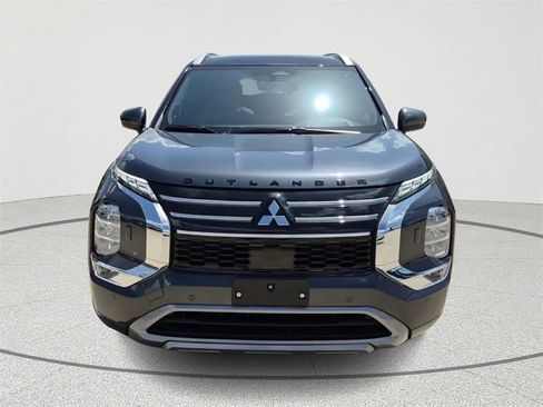 New 2025 Mitsubishi Outlander SEL image 2